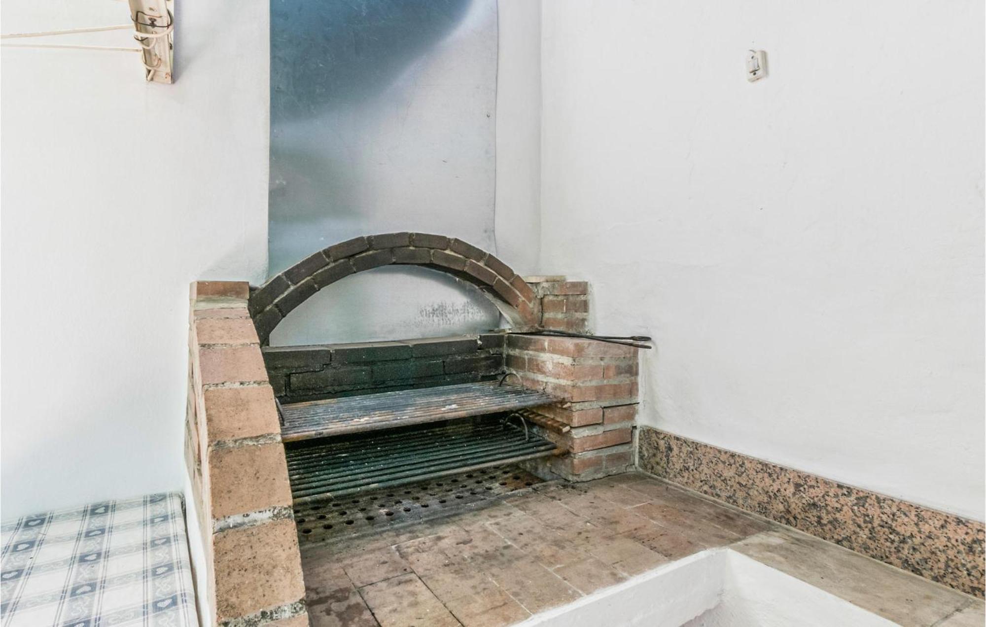 3 Bedroom Beautiful Home In Fuente Tojar Dış mekan fotoğraf